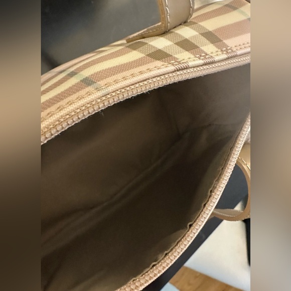 Burberry Candy Nova Y2K Boston Bag Baby Pink - Picture 11 of 13